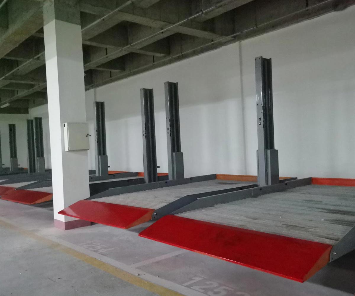 西區機械立體車庫與傳統混凝土結構多層車庫的比較