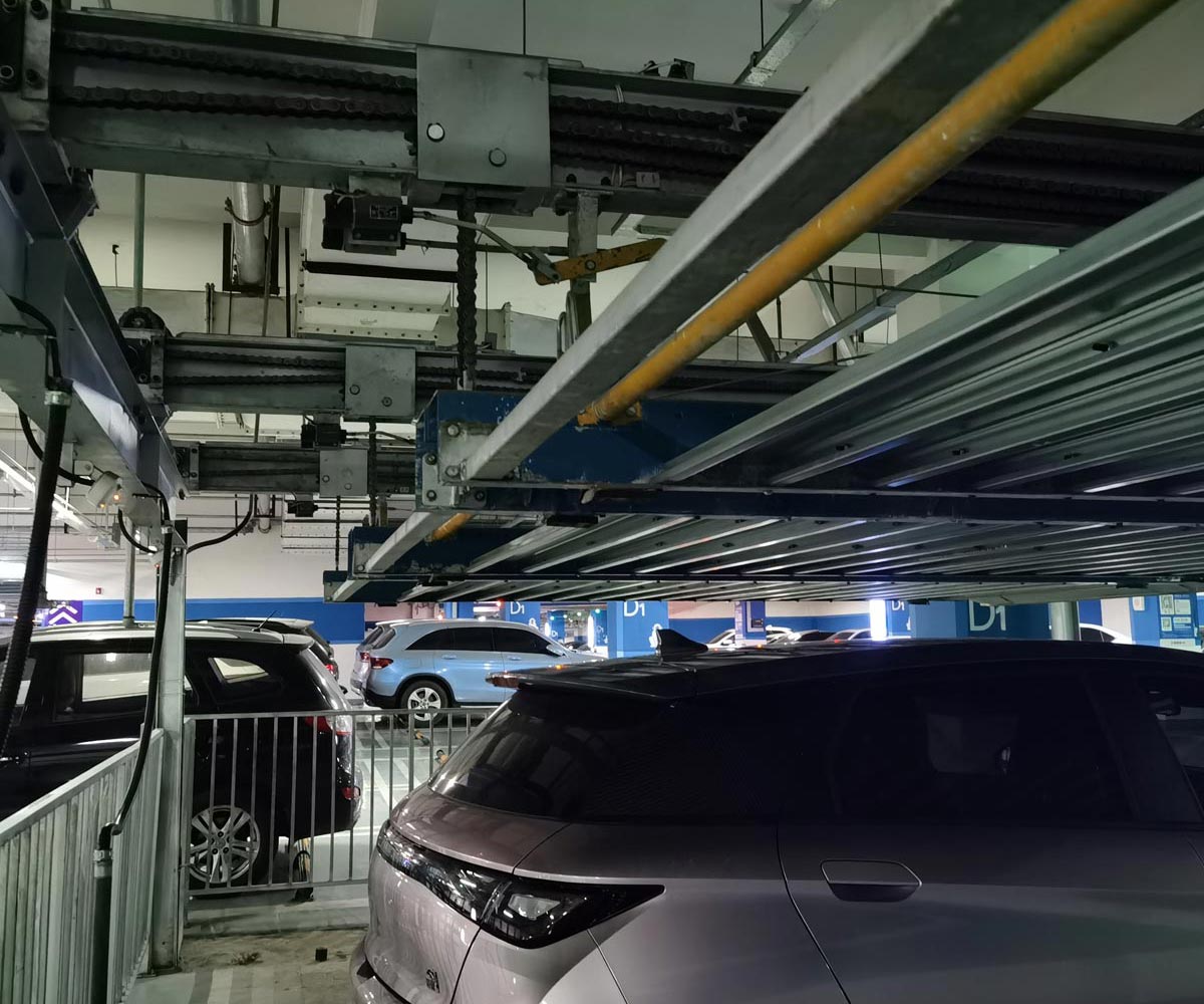 新都立體車庫道閘系統的保養程序